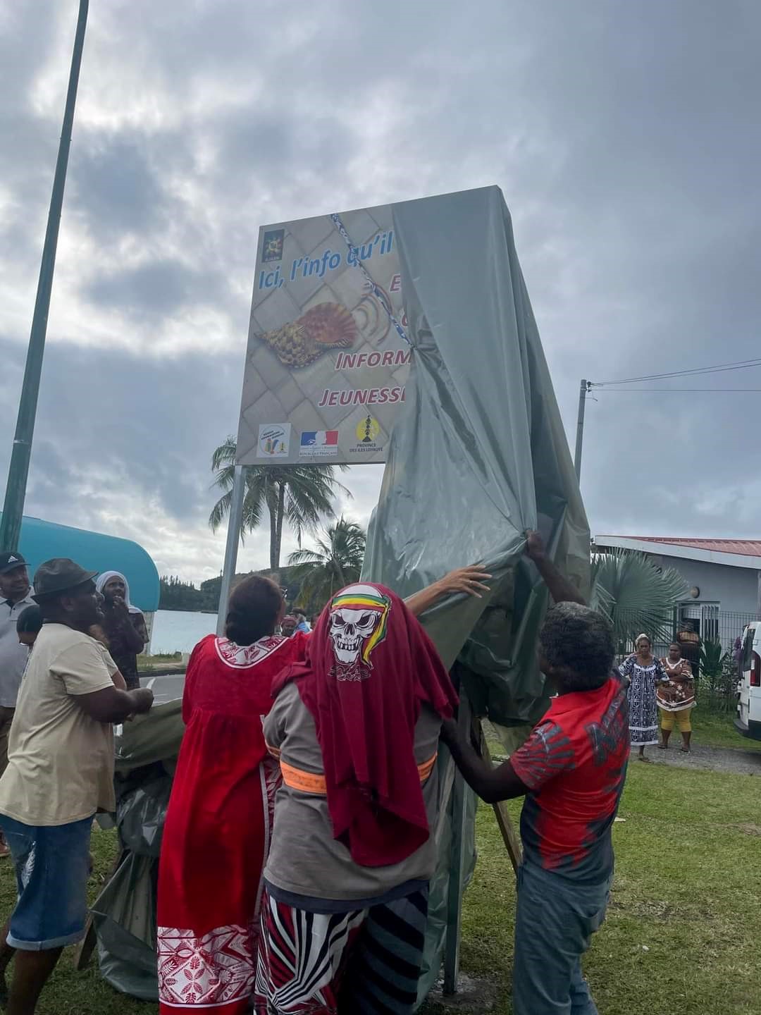 Inauguration de la maison des jeunes de Wadrilla à Ouvéa